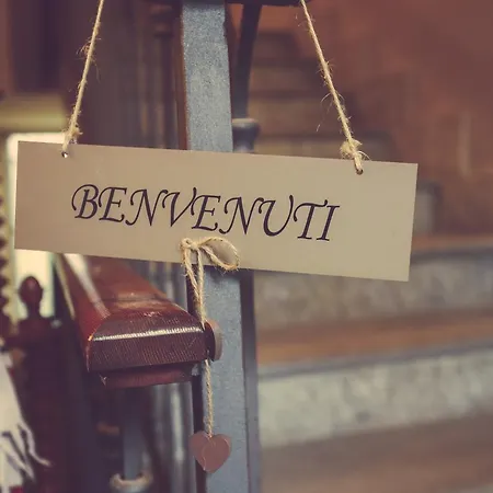 아파트 Antica Casa Nebiolo 포르타코마로