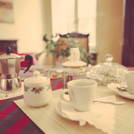 Antica Casa Nebiolo 아파트 포르타코마로