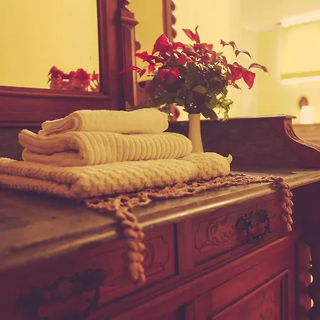 아파트 Antica Casa Nebiolo