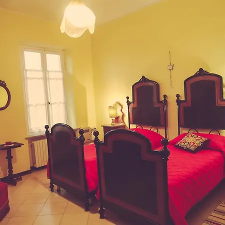 Antica Casa Nebiolo 포르타코마로