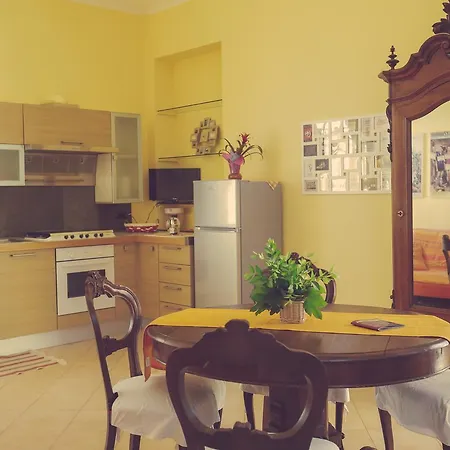 Antica Casa Nebiolo 포르타코마로