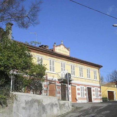 Antica Casa Nebiolo 아파트 *