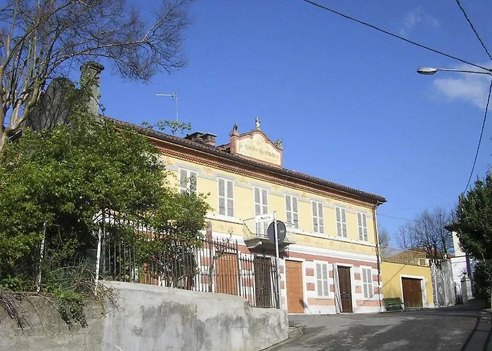 Antica Casa Nebiolo Apartamento *